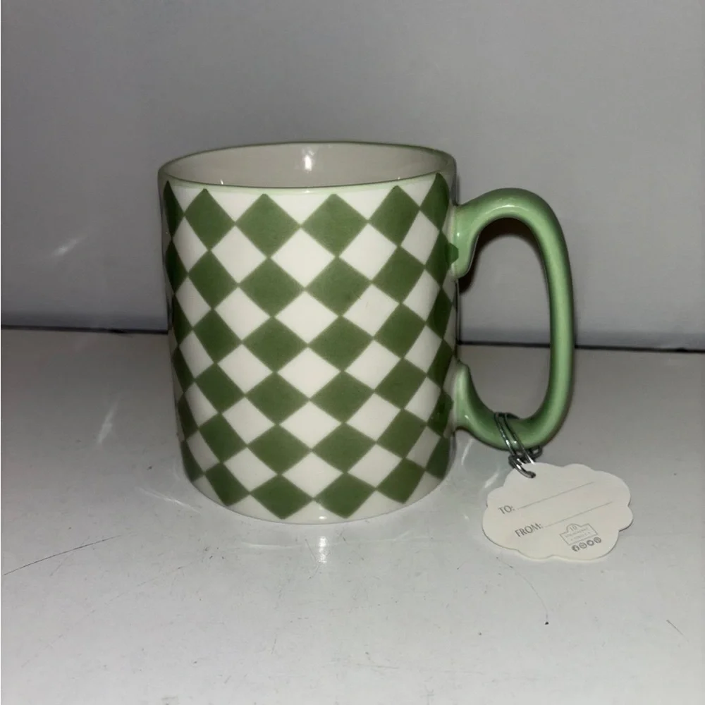 Green and White Checkered Mug